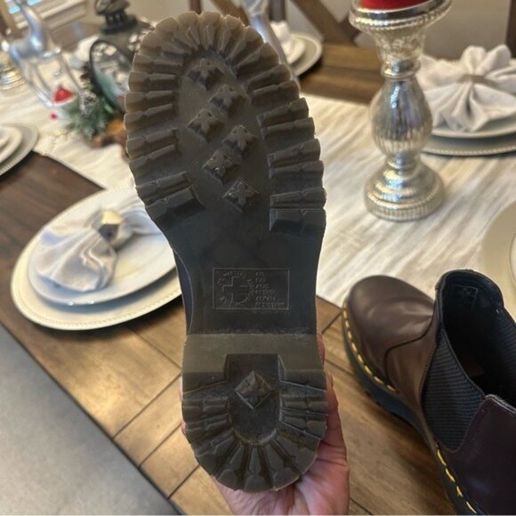 Dr. Martens 2976 Platform Chelsea Boots Burgundy Smooth Leather Size 7 Goth - Picture 8 of 11